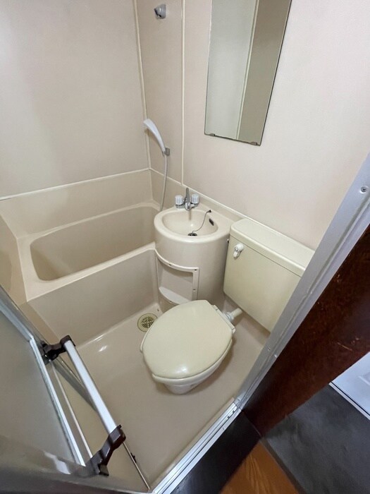 物件内観写真19　(トイレ)