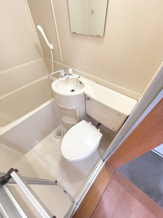 物件内観写真19　(トイレ)