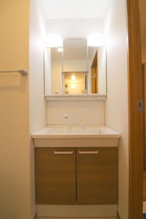 物件内観写真11　(洗面)