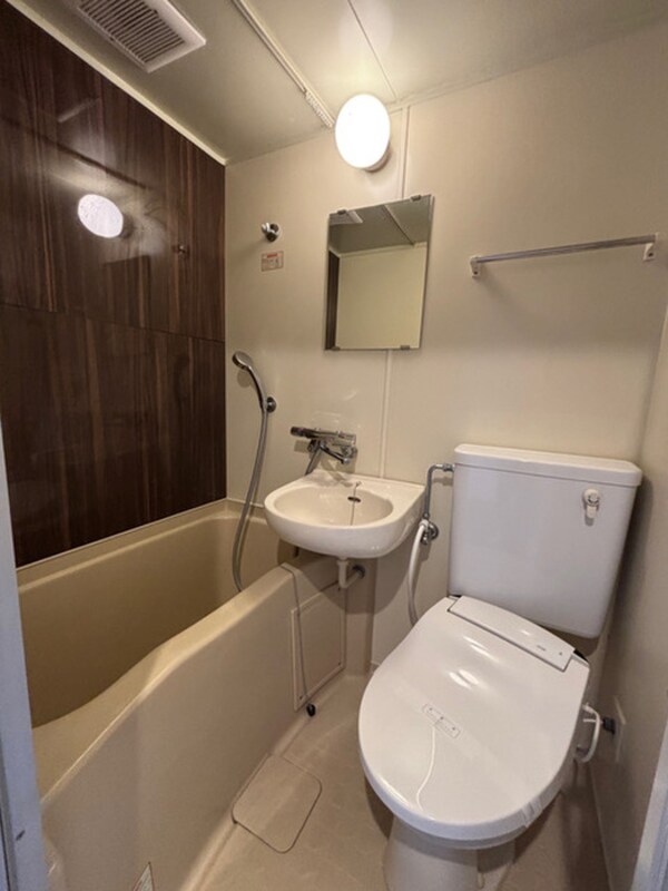 バス／シャワールーム等