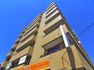 スカイコートイレブン外観写真