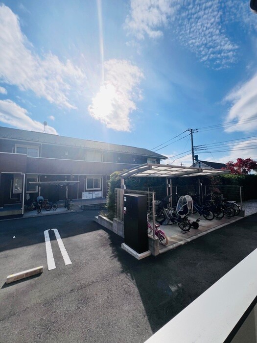 物件内観写真14　(室内からの展望)