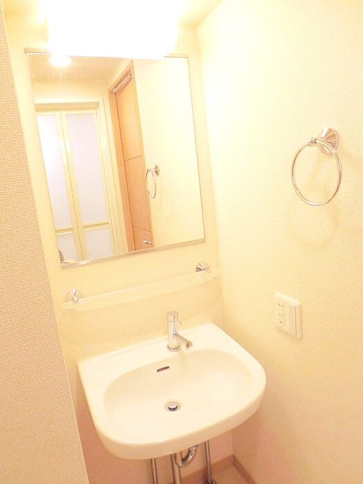 物件内観写真12　(洗面)