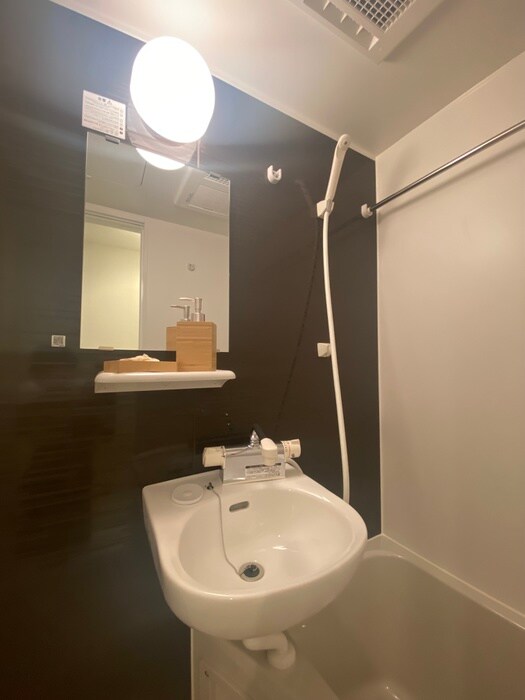 物件内観写真18　(洗面)