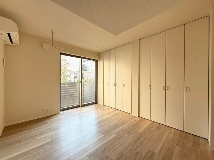 物件内観写真10　(居室)