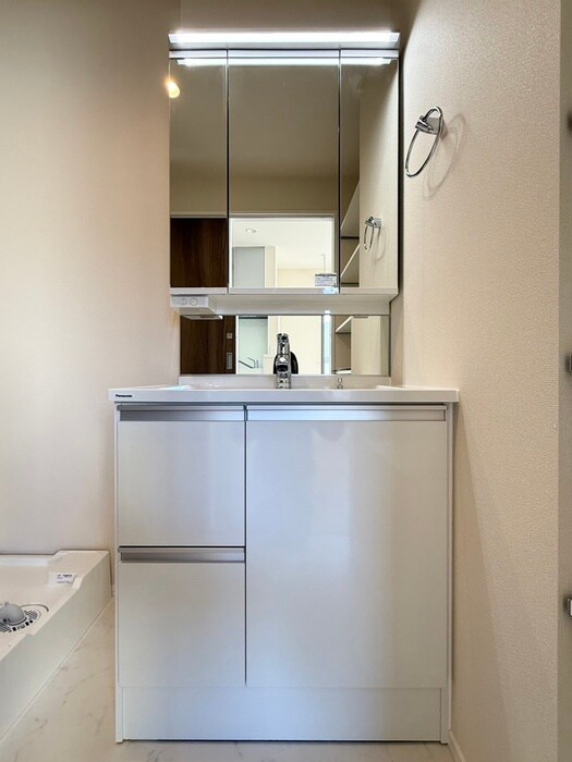 物件内観写真16　(洗面)