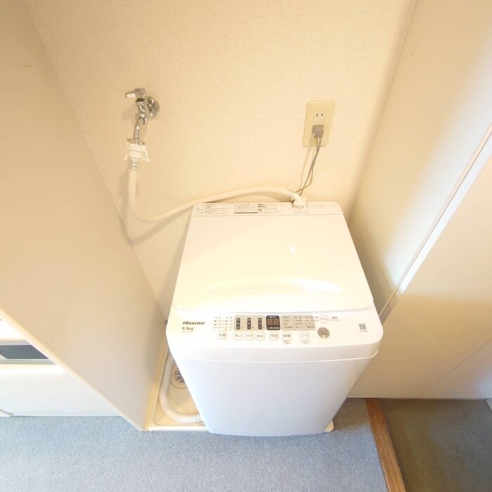 物件内観写真10　(洗濯機置場)