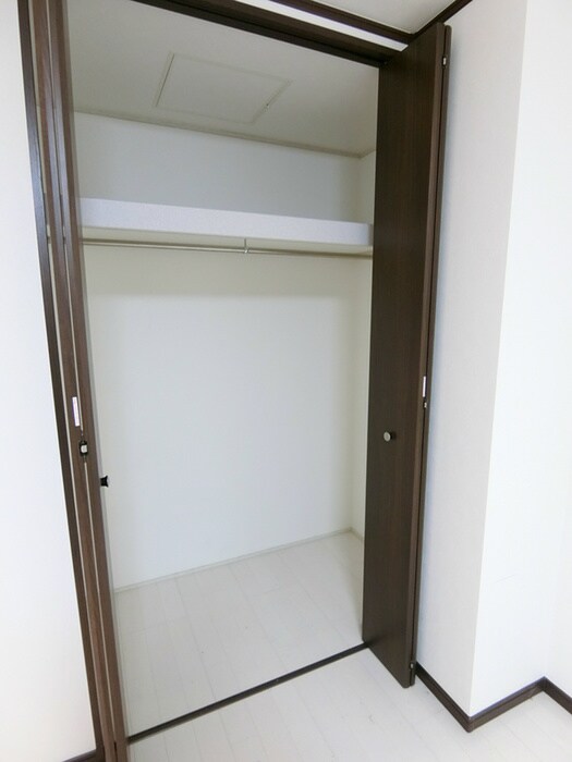 物件内観写真10　(収納)