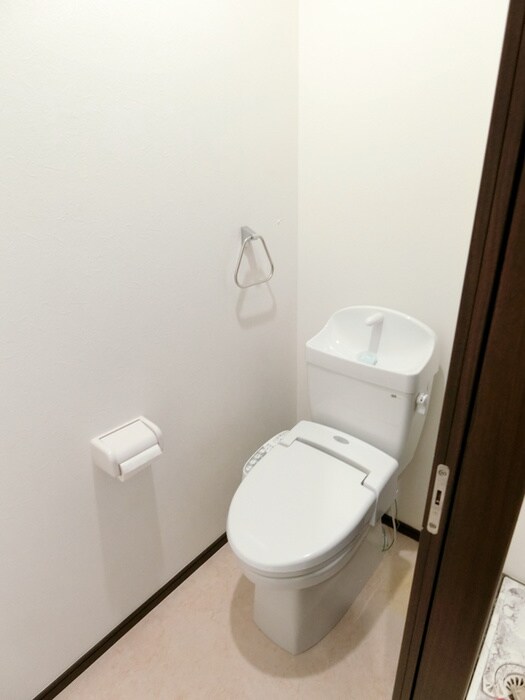 物件内観写真11　(トイレ)