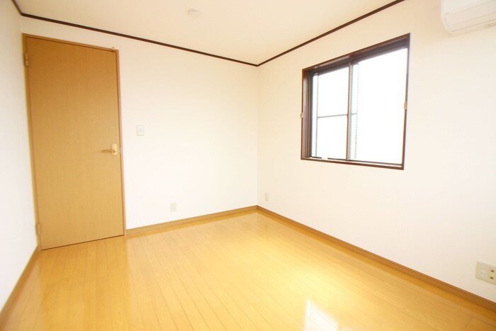 物件内観写真18　(居室)