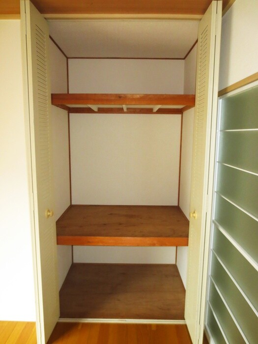 物件内観写真11　(収納)