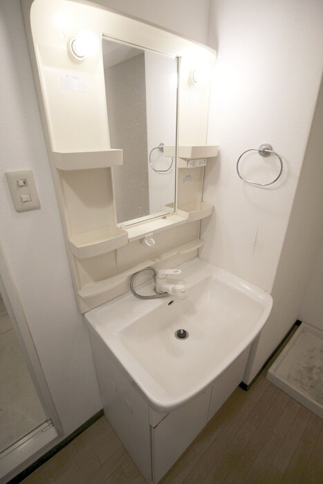 物件内観写真12　(洗面)