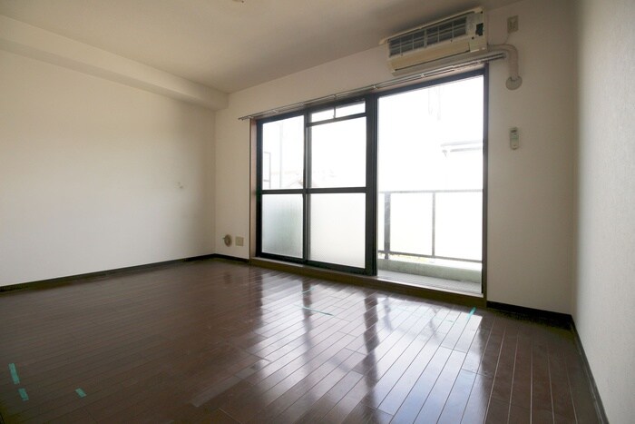 物件内観写真14　(居室)