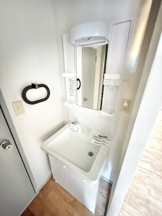 物件内観写真10　(洗面)