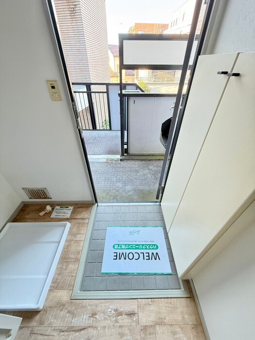 物件内観写真20　(玄関)