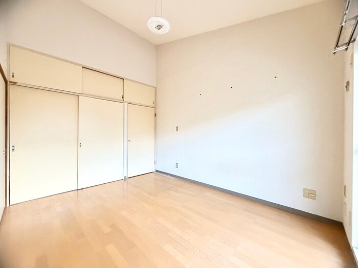 物件内観写真8　(居室)