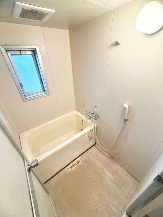 物件内観写真11　(バス／シャワールーム等)