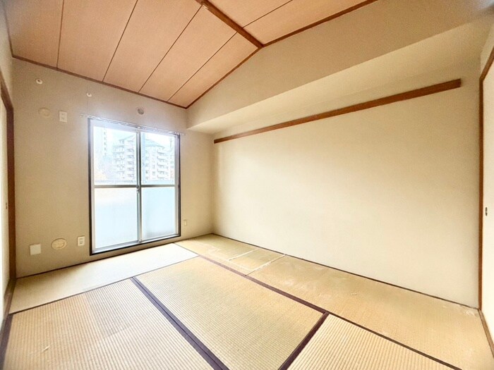 物件内観写真18　(居室)