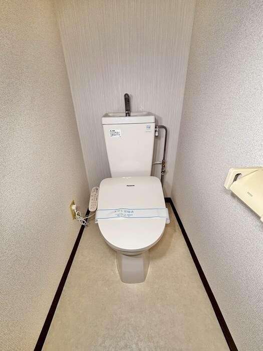 物件内観写真10　(トイレ)