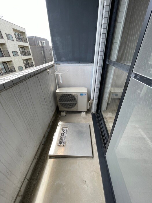 物件内観写真12　(ベランダ・バルコニー)