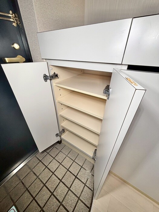 物件内観写真16　(靴箱)