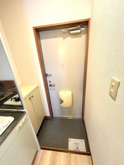 物件内観写真15　(玄関)