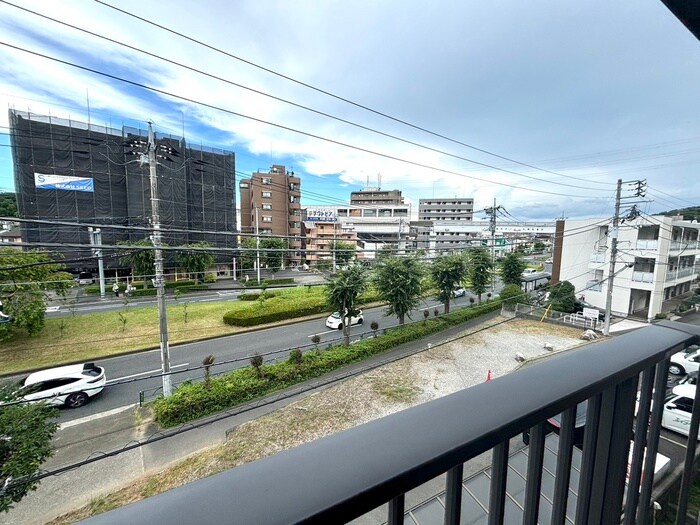 物件内観写真22　(室内からの展望)