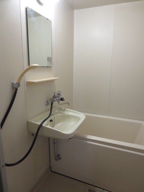 物件内観写真9　(バス／シャワールーム等)