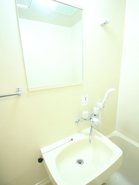 物件内観写真11　(洗面)