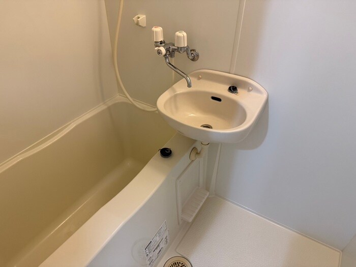 物件内観写真11　(バス／シャワールーム等)