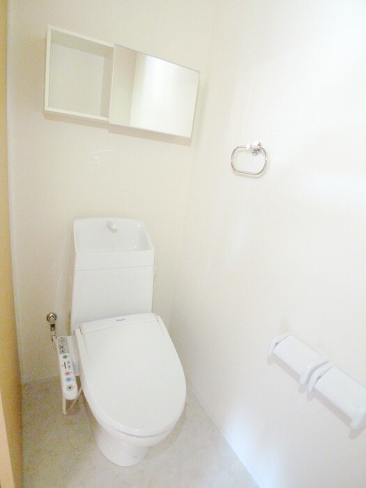 物件内観写真11　(トイレ)