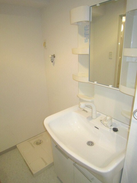 物件内観写真7　(洗面)