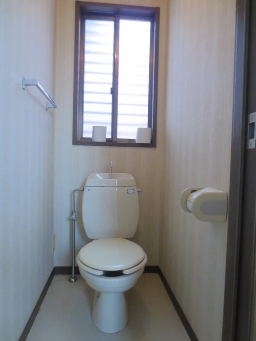 物件内観写真11　(トイレ)