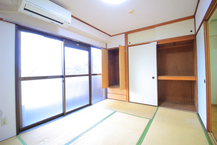 物件内観写真8　(居室)