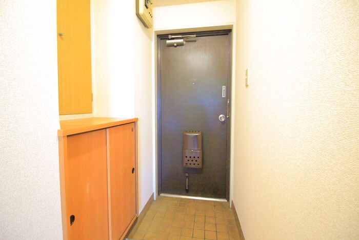 物件内観写真19　(玄関)