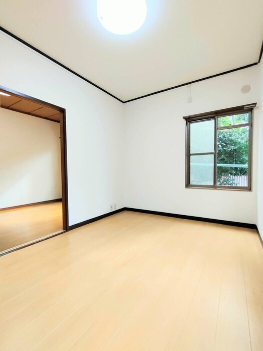 物件内観写真19　(居室)