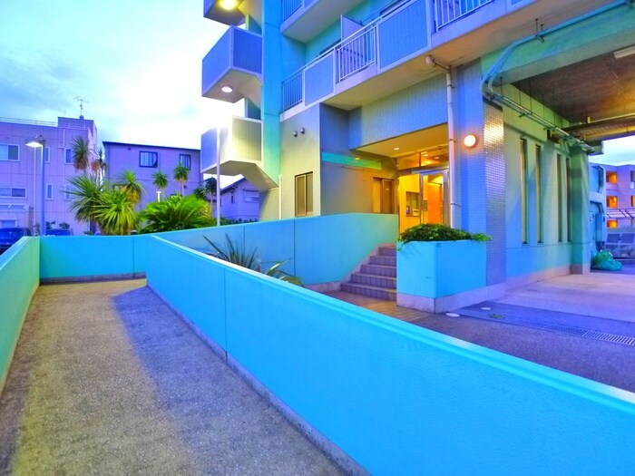 物件外観写真4　(建物設備)