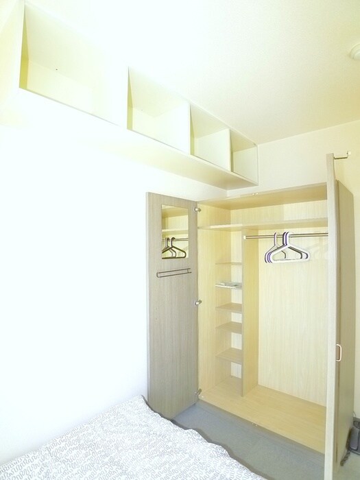 物件内観写真12　(収納)