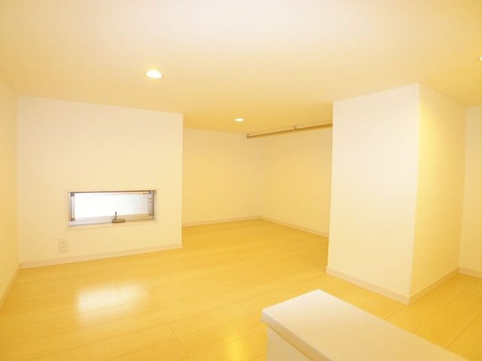 物件内観写真8　(ロフト)