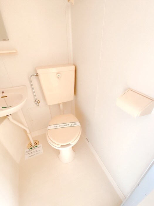 物件内観写真11　(トイレ)