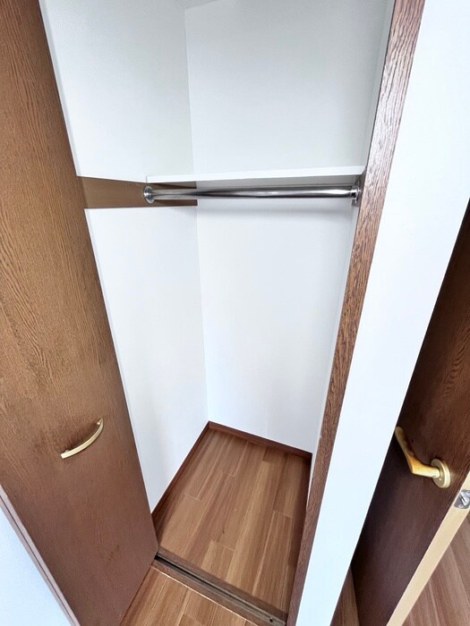 物件内観写真13　(収納)