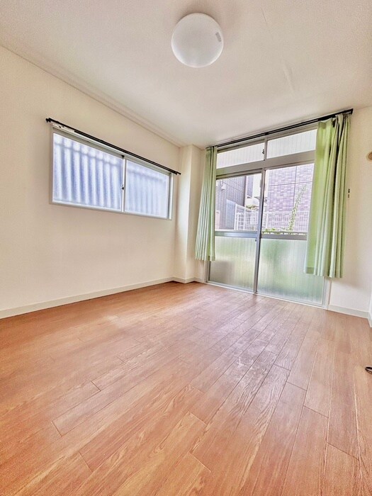 物件内観写真18　(居室)