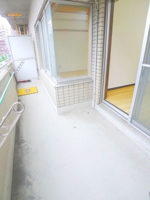 物件内観写真16　(ベランダ・バルコニー)