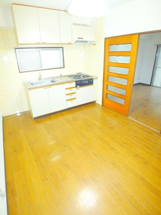 物件内観写真18　(玄関)