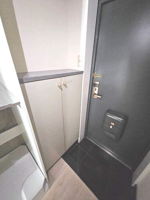 物件内観写真8　(靴箱)