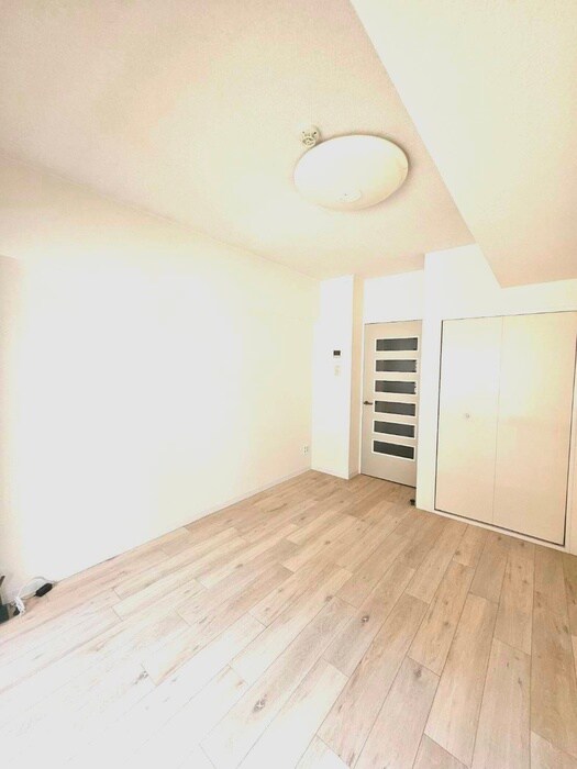 物件内観写真11　(居室)