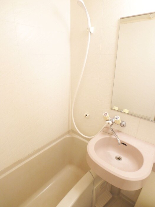物件内観写真13　(バス／シャワールーム等)