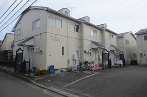 ネオパレス織茂Ａ外観写真
