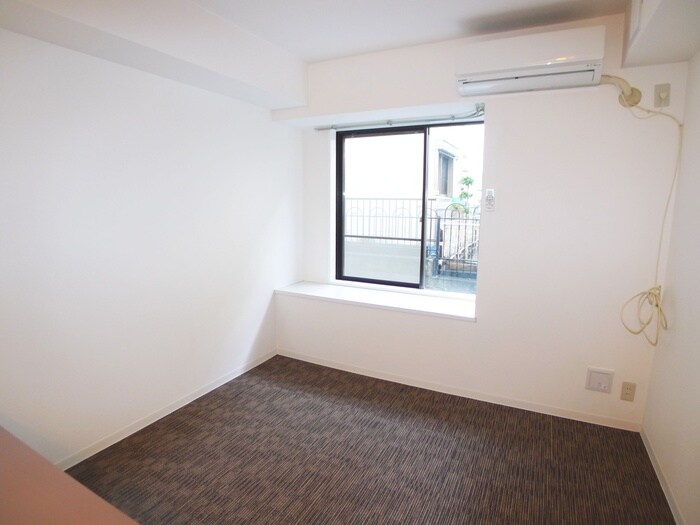 物件内観写真13　(室内からの展望)