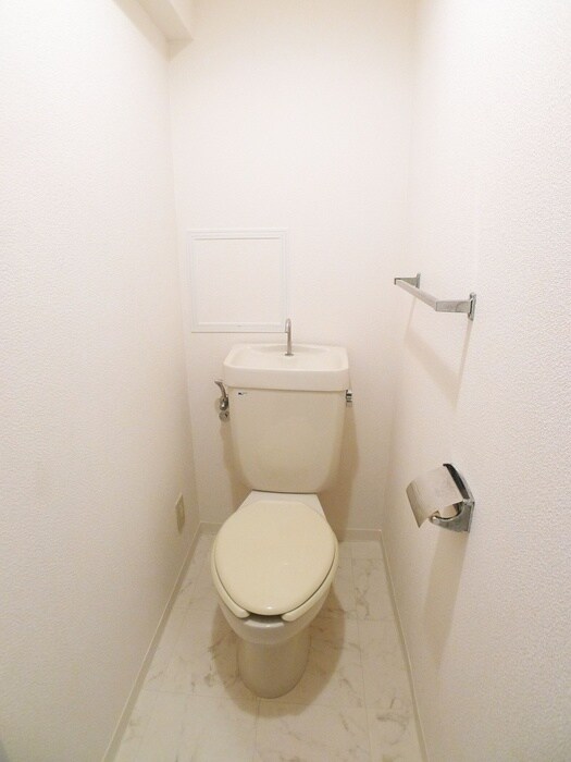 物件内観写真17　(トイレ)